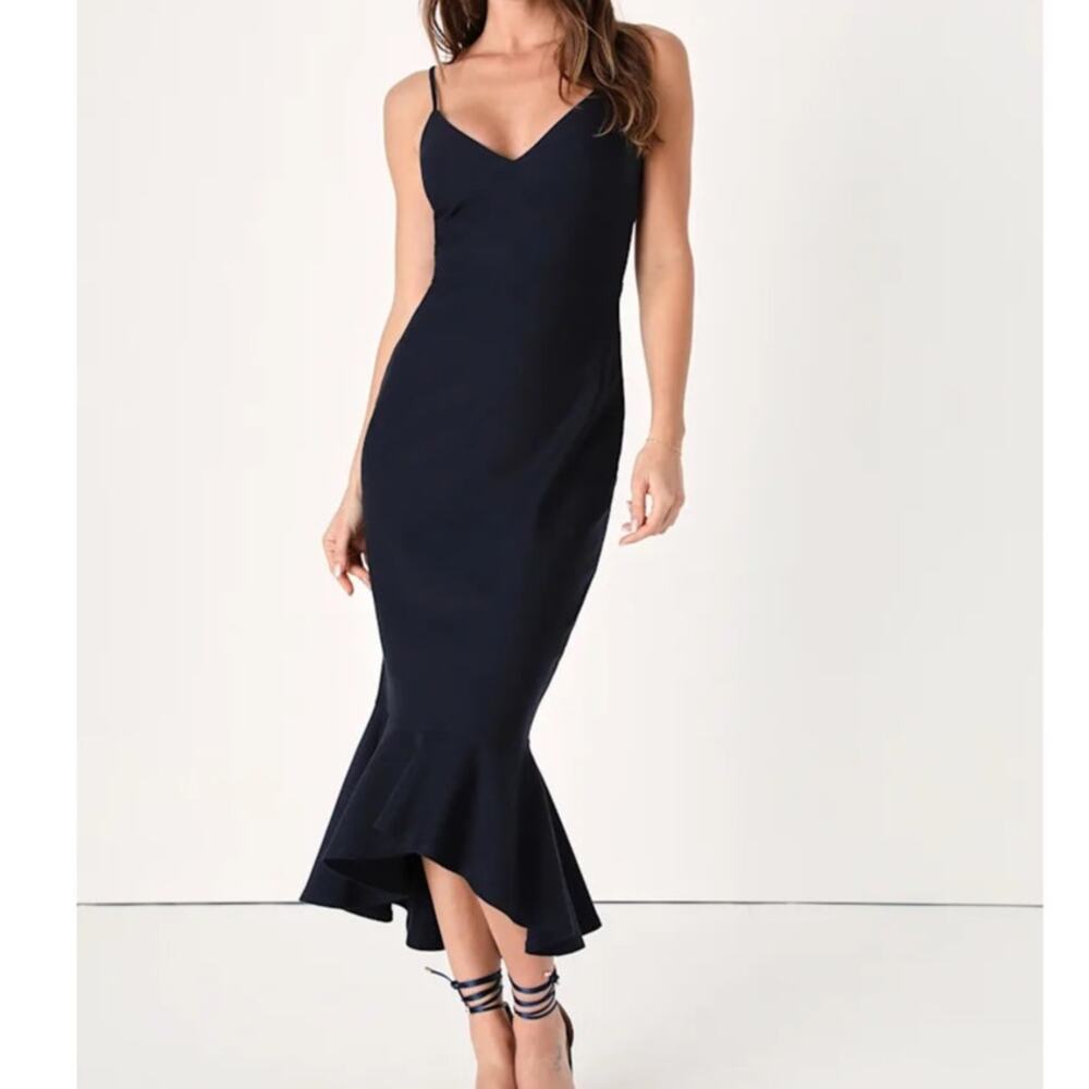 Lulus Women’s Small Dress Midi Bodycon Trumpet Hem Stun Like Me Cocktail V Neck